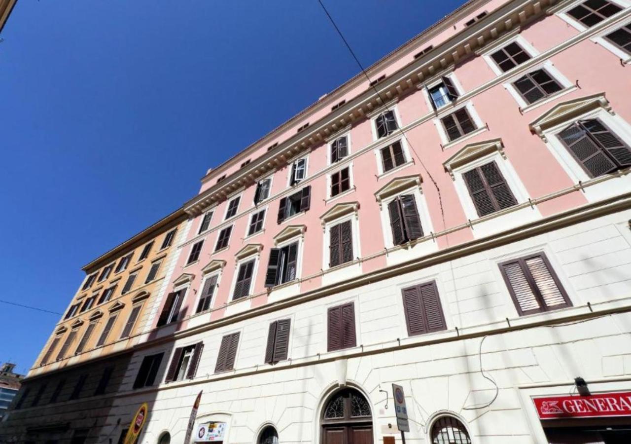 Vatican Romantic Suite Bagian luar foto